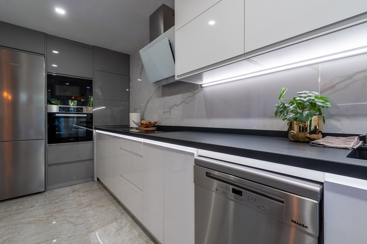 Te koop Herenhuis Costa Del Sol Mijas Costa € 660.000,-