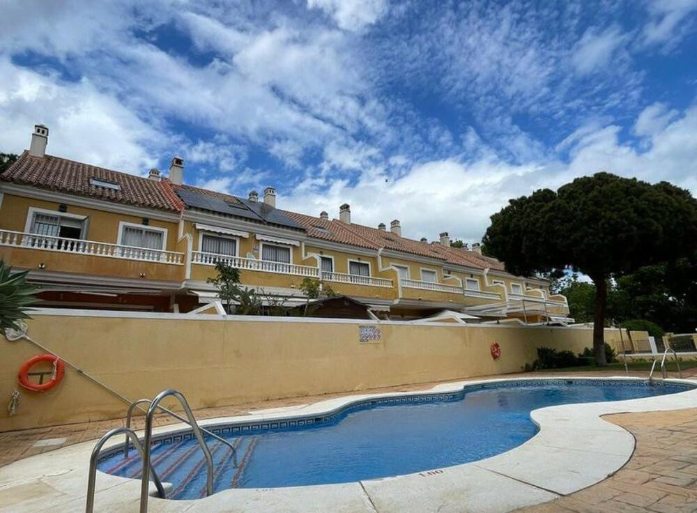 Te koop Herenhuis Costa Del Sol Mijas Costa € 660.000,-