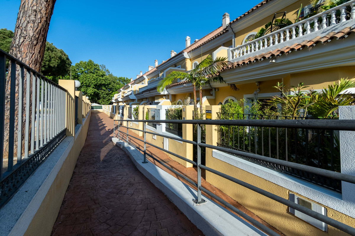 Te koop Herenhuis Costa Del Sol Mijas Costa € 660.000,-