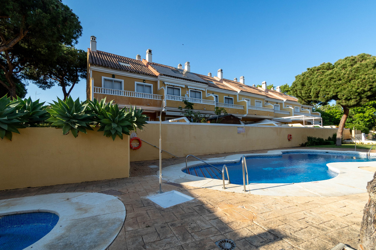 Te koop Herenhuis Costa Del Sol Mijas Costa € 660.000,-