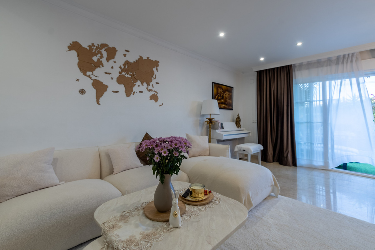 Te koop Herenhuis Costa Del Sol Mijas Costa € 660.000,-