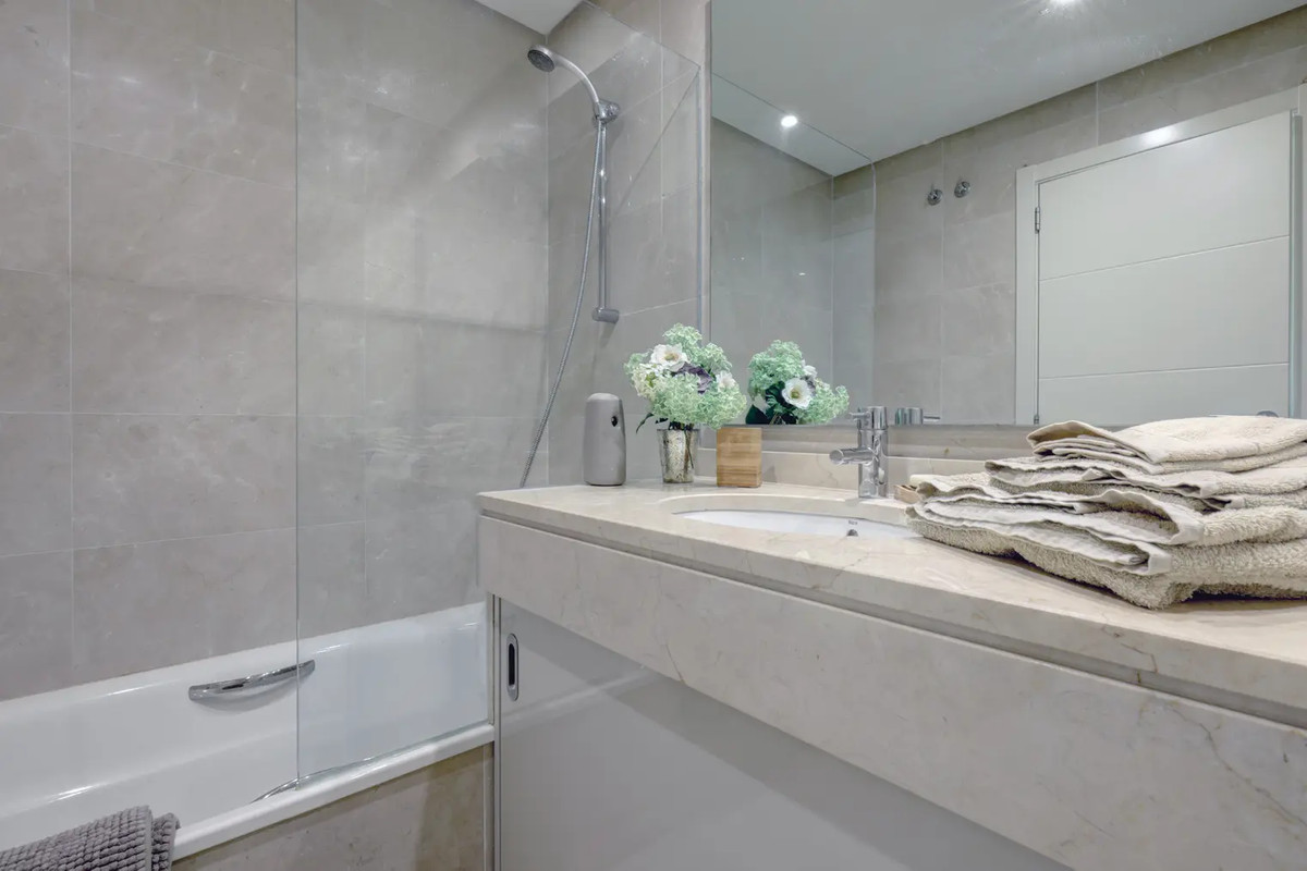 Te koop Gelijkvloers appartement Costa Del Sol Casares € 375.000,-