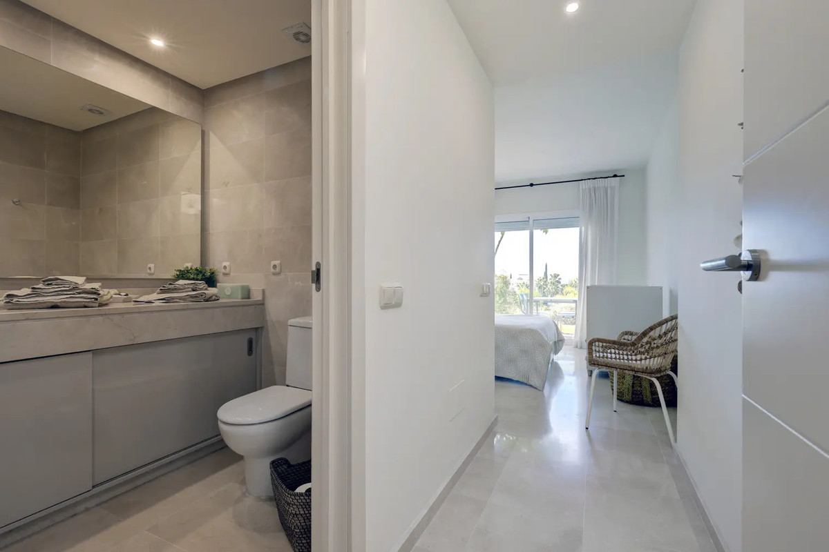 Te koop Gelijkvloers appartement Costa Del Sol Casares € 375.000,-