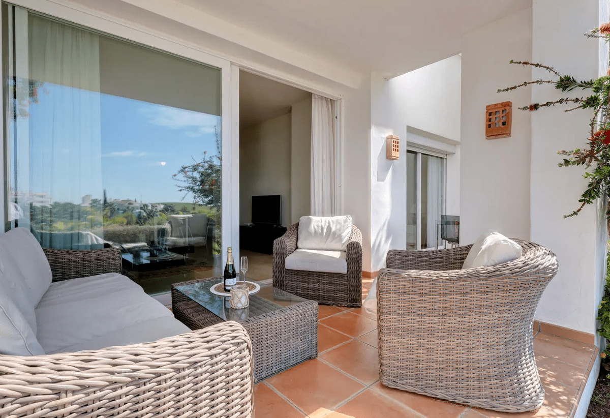 Te koop Gelijkvloers appartement Costa Del Sol Casares € 375.000,-