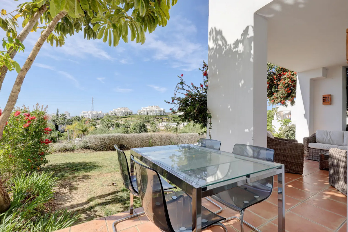 Te koop Gelijkvloers appartement Costa Del Sol Casares € 375.000,-