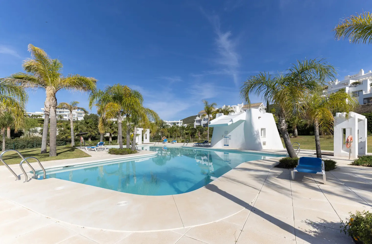Te koop Gelijkvloers appartement Costa Del Sol Casares € 375.000,-