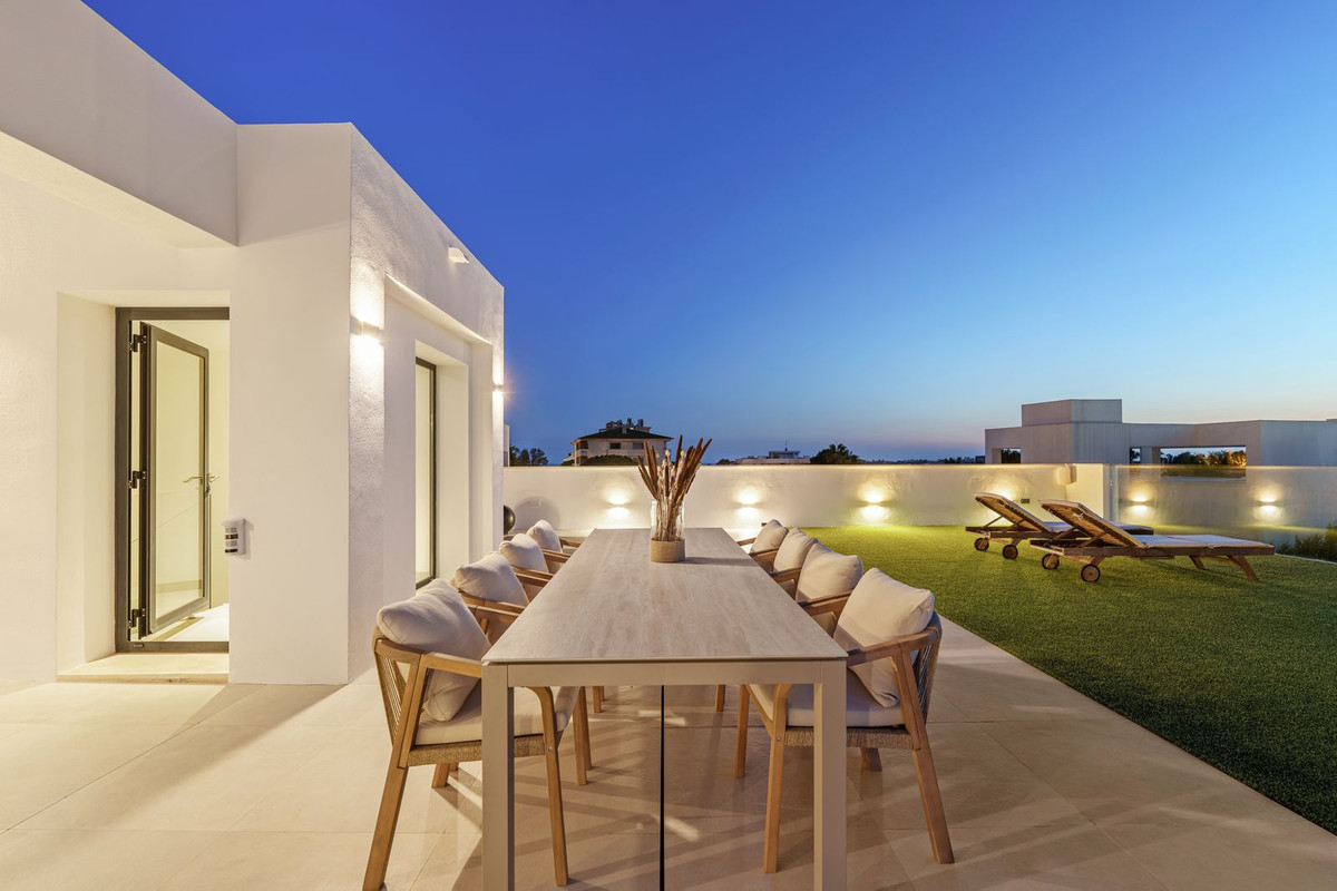 Te koop Vrijstaande Villa Costa Del Sol Nueva Andalucía € 4.895.000,-