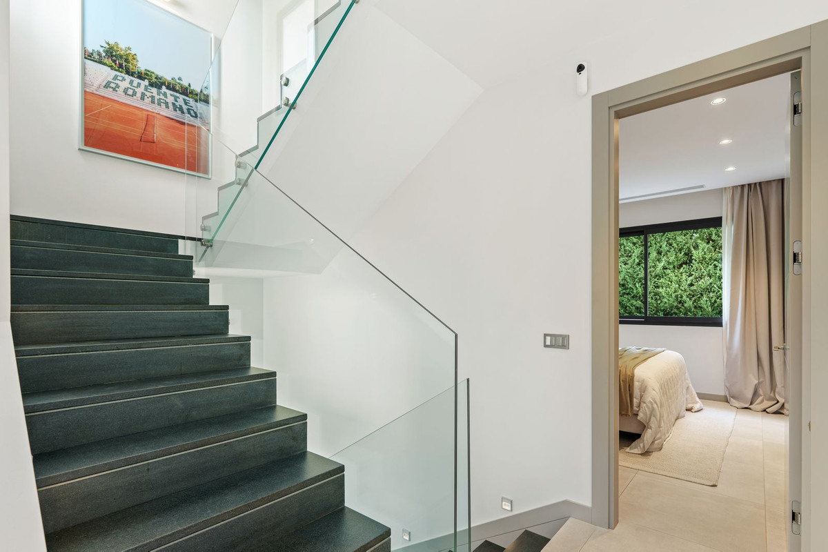 Te koop Vrijstaande Villa Costa Del Sol Nueva Andalucía € 4.895.000,-