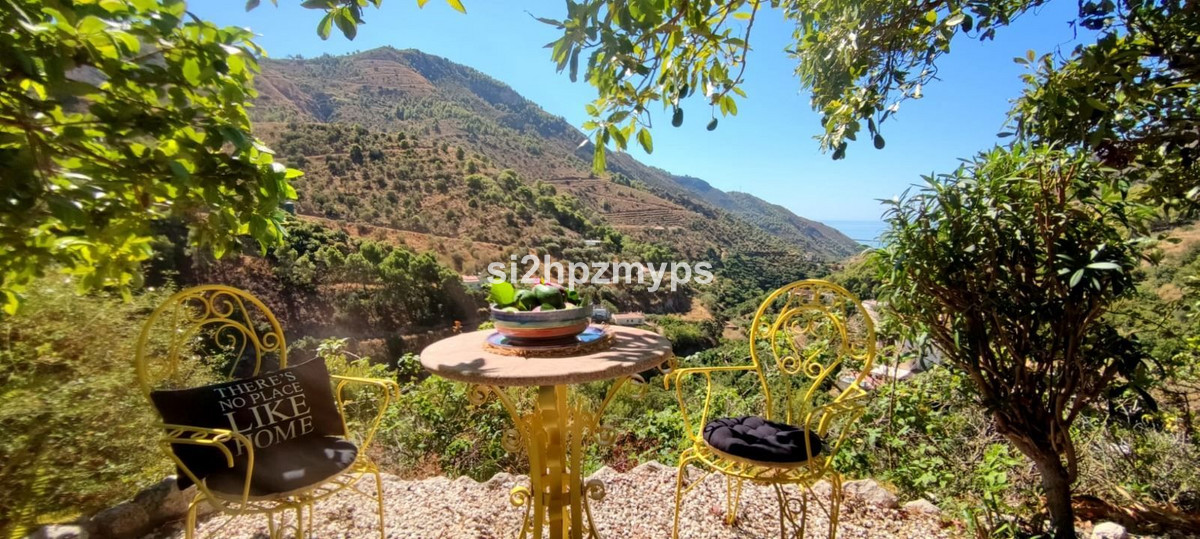 Te koop Vrijstaande Villa Costa Del Sol Nerja € 290.000,-