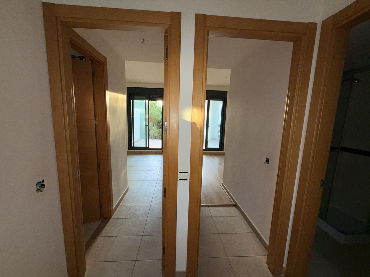 Te koop Middle Floor Apartment Costa Del Sol La Cala De Mijas € 329.000,-