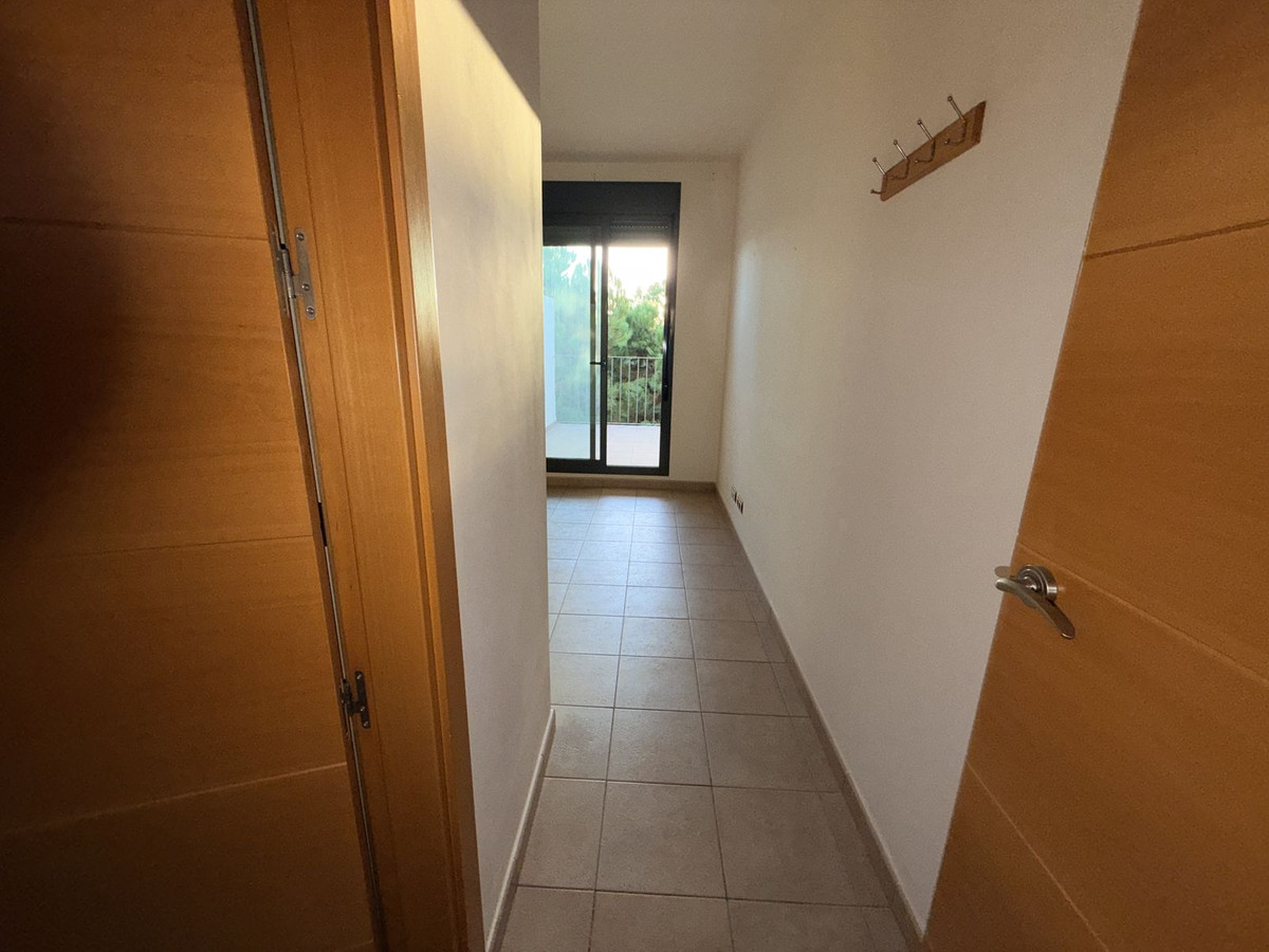 Te koop Middle Floor Apartment Costa Del Sol La Cala De Mijas € 329.000,-