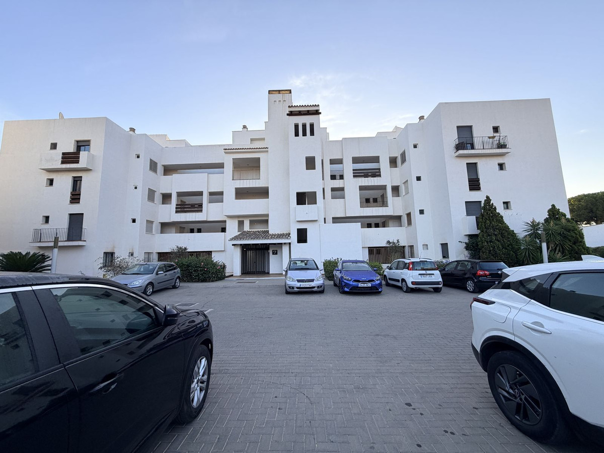 Te koop Middle Floor Apartment Costa Del Sol La Cala De Mijas € 329.000,-