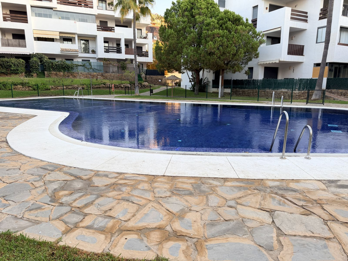 Te koop Middle Floor Apartment Costa Del Sol La Cala De Mijas € 329.000,-