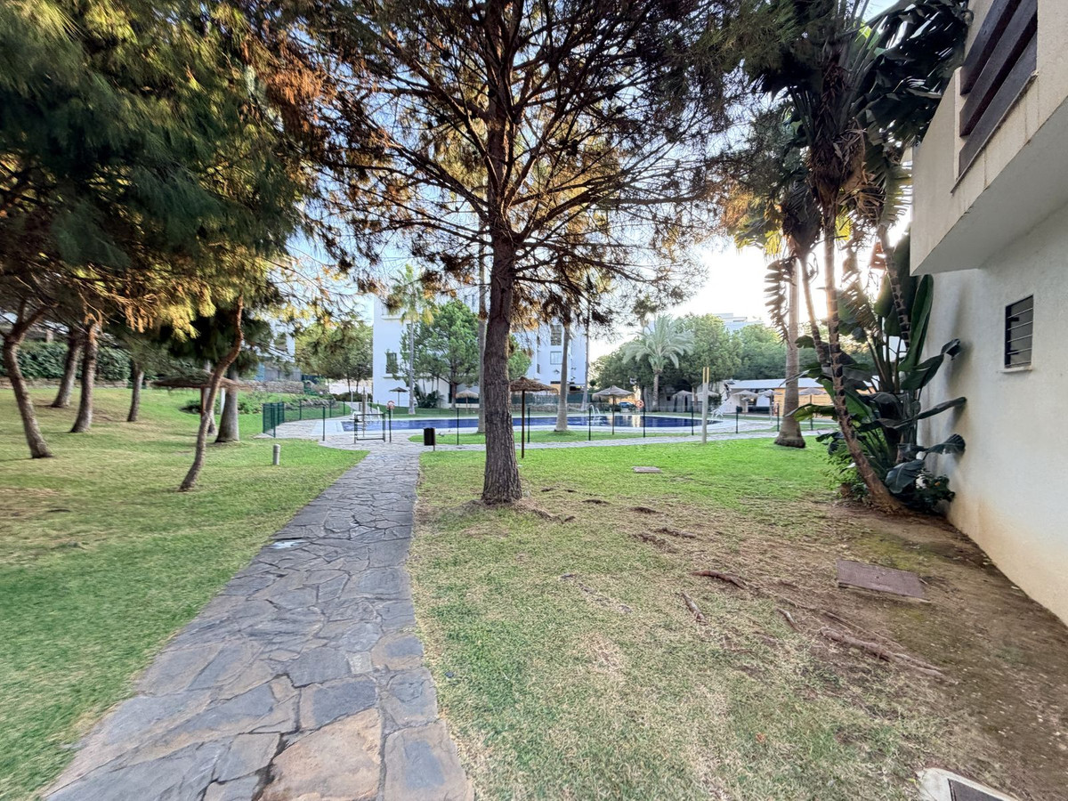 Te koop Middle Floor Apartment Costa Del Sol La Cala De Mijas € 329.000,-