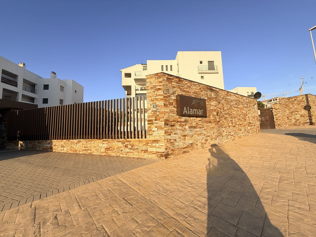 Te koop Middle Floor Apartment Costa Del Sol La Cala De Mijas € 329.000,-