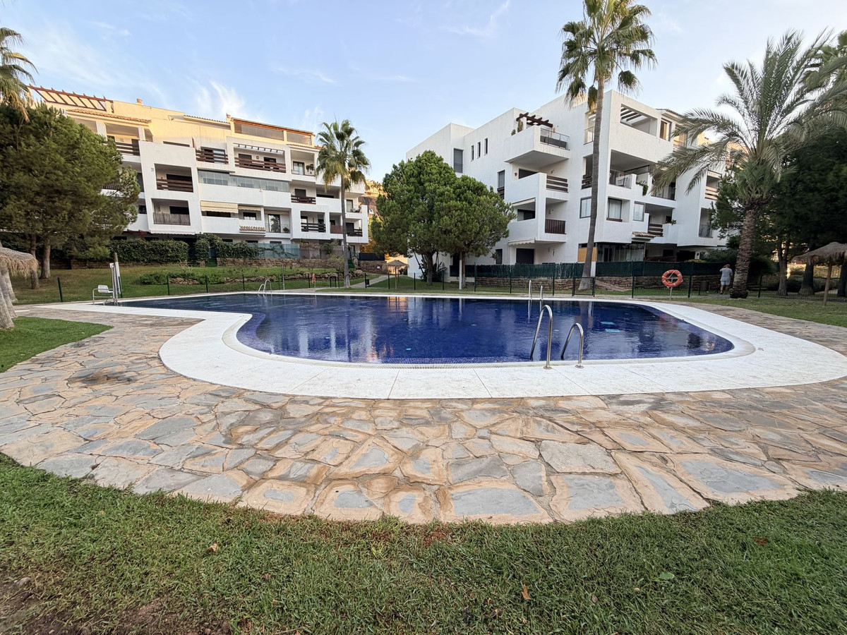 Te koop Middle Floor Apartment Costa Del Sol La Cala De Mijas € 329.000,-