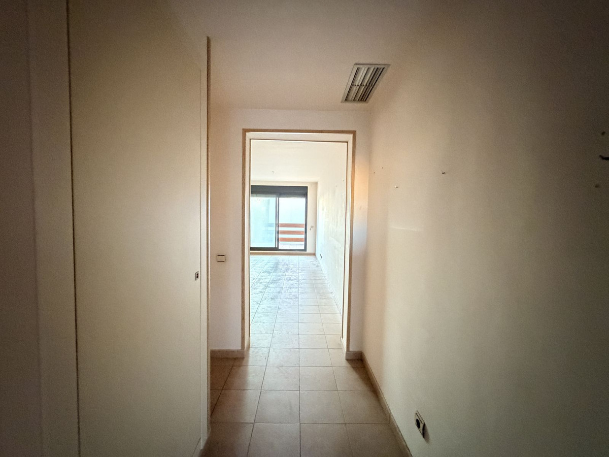 Te koop Middle Floor Apartment Costa Del Sol La Cala De Mijas € 329.000,-