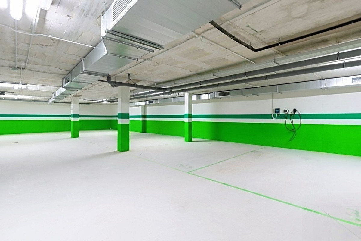 Te koop Middle Floor Apartment Costa Del Sol Estepona € 450.000,-