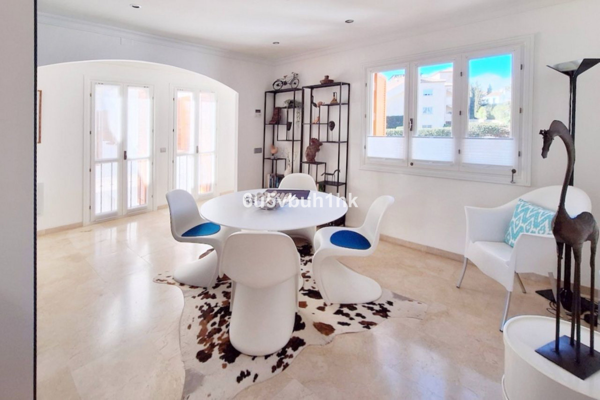 Te koop Penthouse Costa Del Sol Nueva Andalucía € 379.000,-