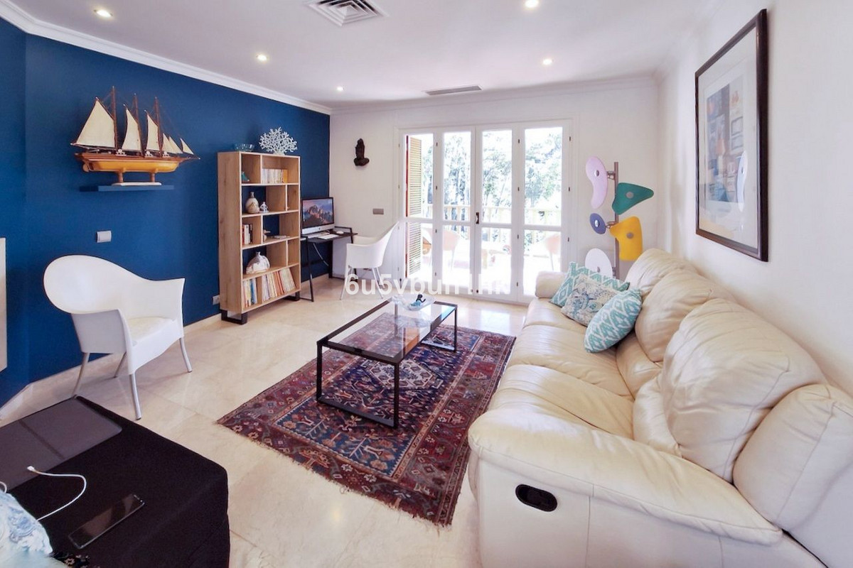 Te koop Penthouse Costa Del Sol Nueva Andalucía € 379.000,-