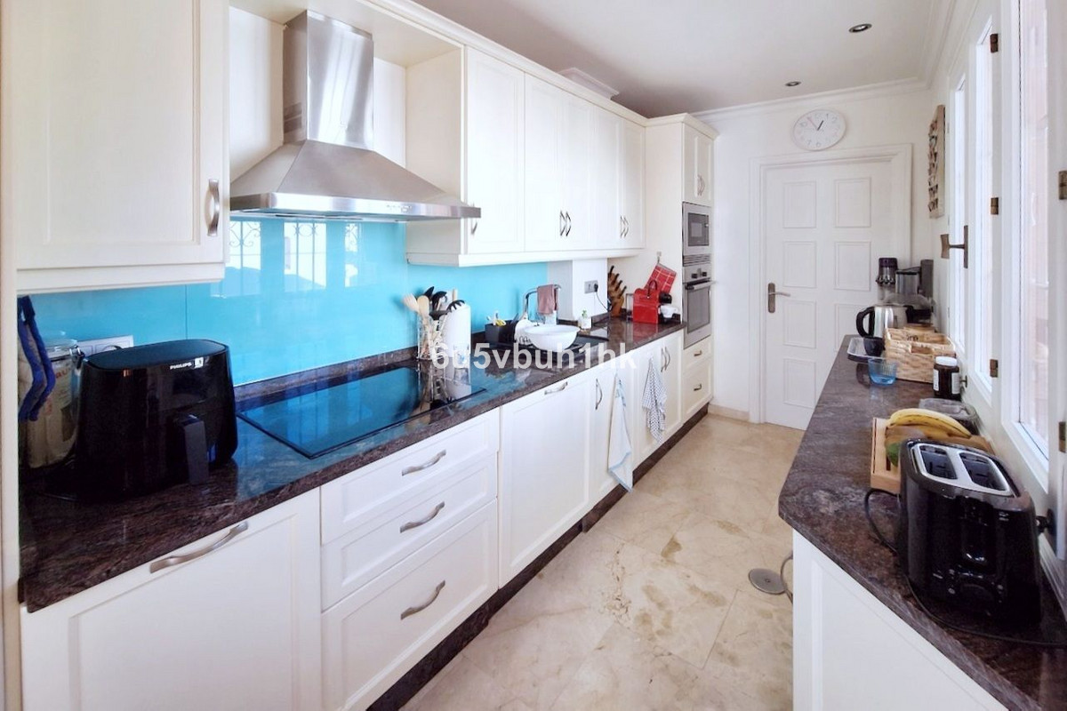 Te koop Penthouse Costa Del Sol Nueva Andalucía € 379.000,-