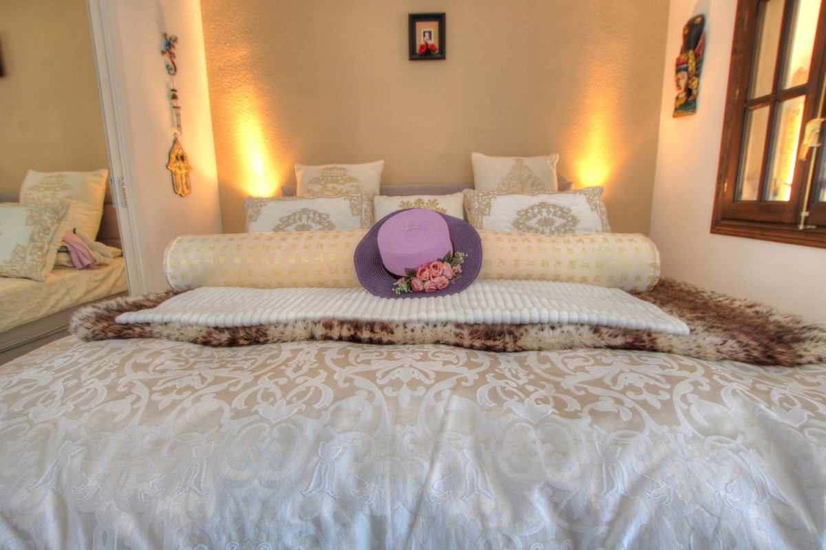 Te koop Top Floor Studio Costa Del Sol Miraflores € 249.950,-