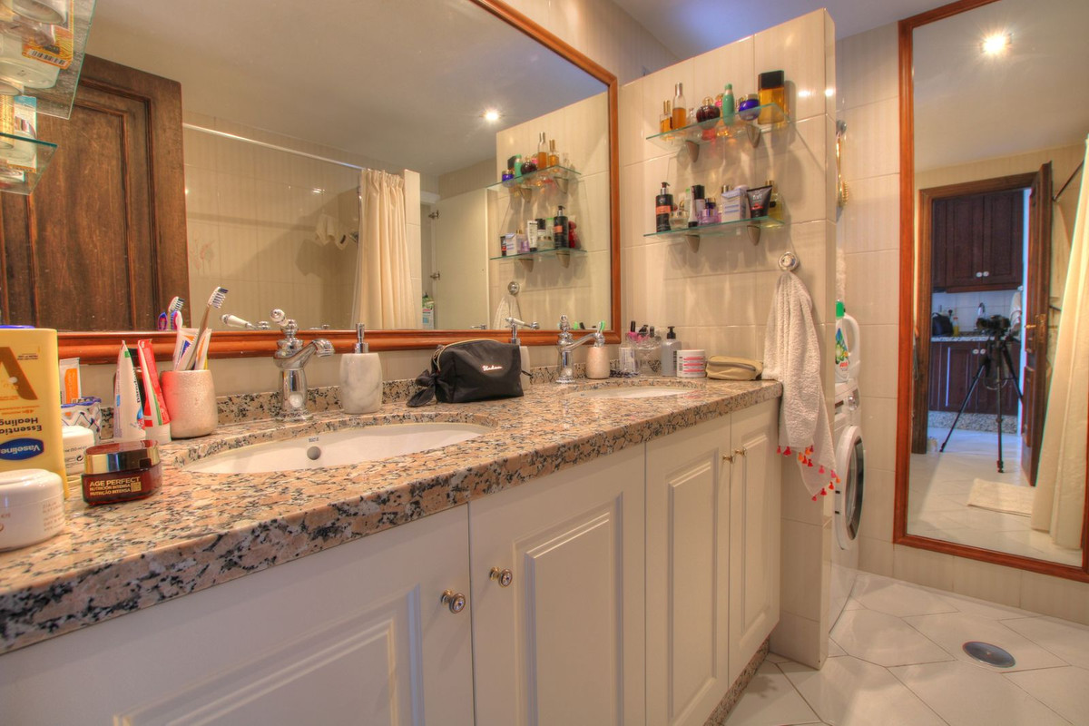 Te koop Top Floor Studio Costa Del Sol Miraflores € 249.950,-