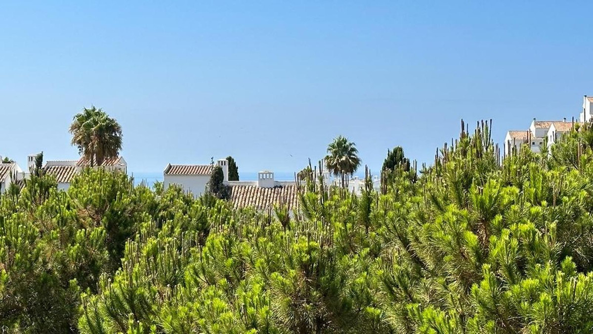 Te koop Top Floor Studio Costa Del Sol Miraflores € 249.950,-