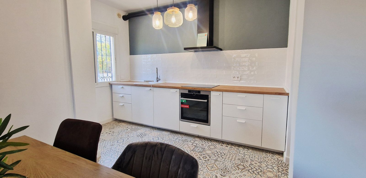 Te koop Vrijstaande Villa Costa Del Sol Arenas € 360.000,-