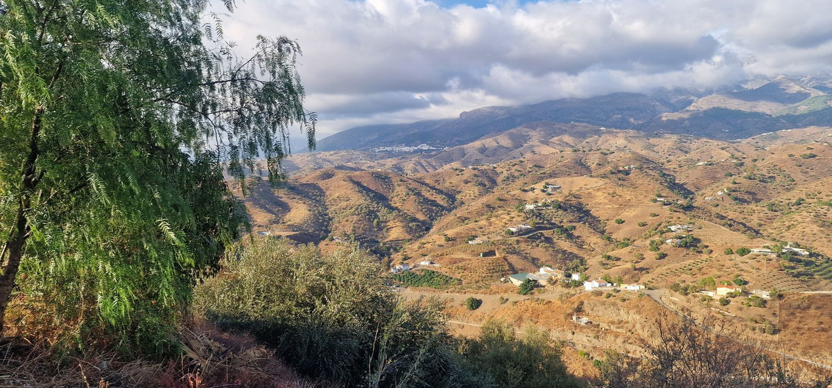 Te koop Vrijstaande Villa Costa Del Sol Arenas € 360.000,-