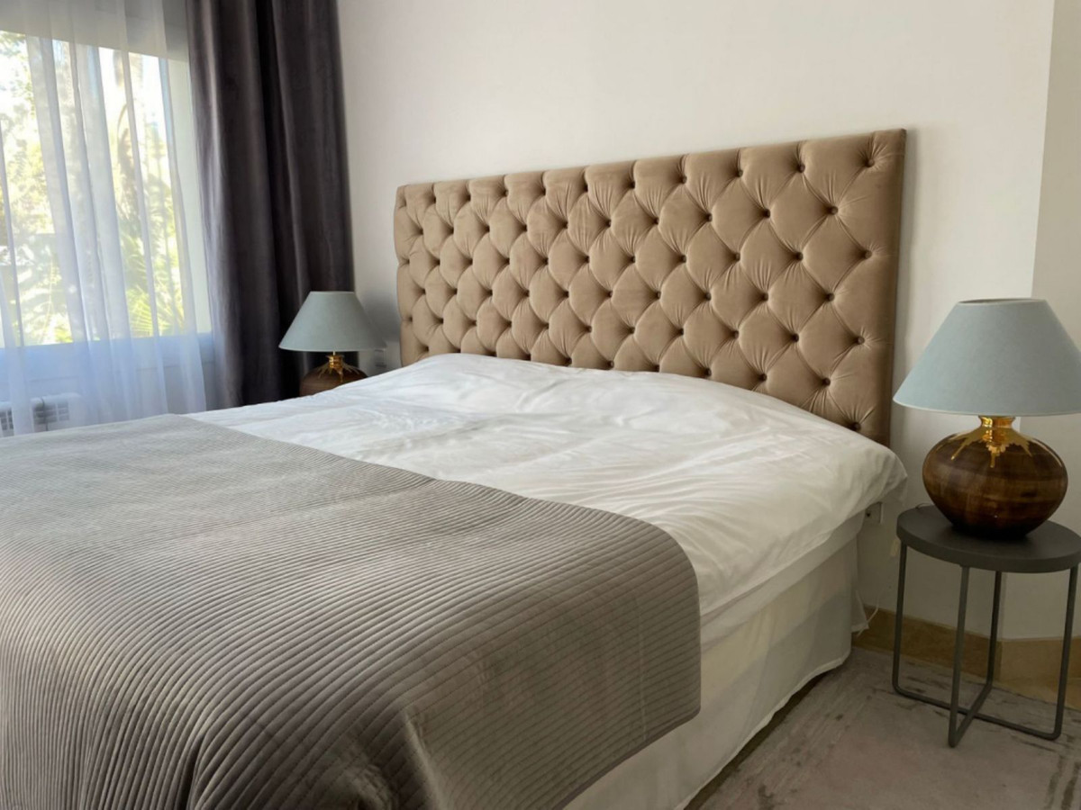 Te koop Middle Floor Apartment Costa Del Sol Nueva Andalucía € 735.000,-