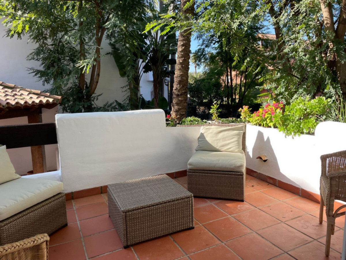Te koop Middle Floor Apartment Costa Del Sol Nueva Andalucía € 735.000,-