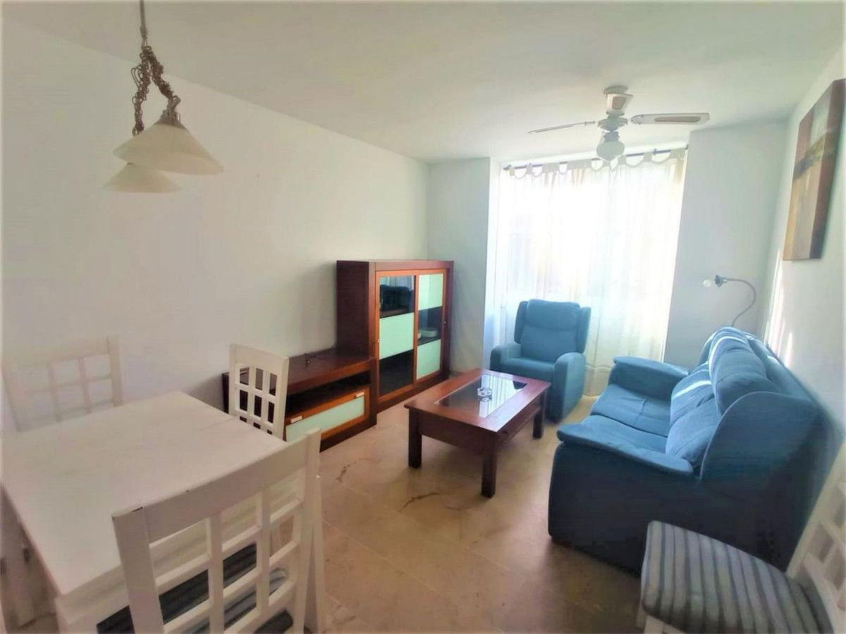 Te koop Middle Floor Apartment Costa Del Sol Los Boliches € 262.500,-
