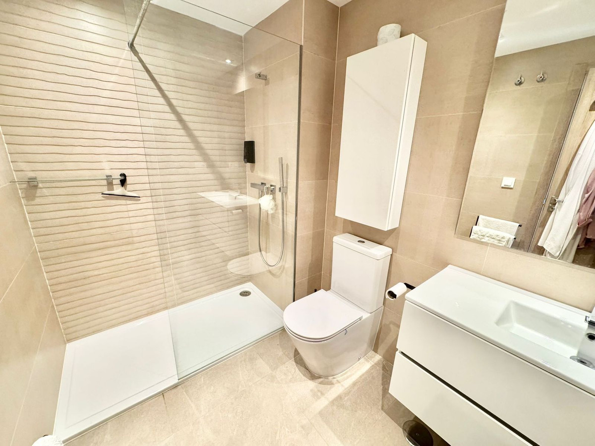 Te koop Middle Floor Apartment Costa Del Sol La Cala Golf € 460.000,-