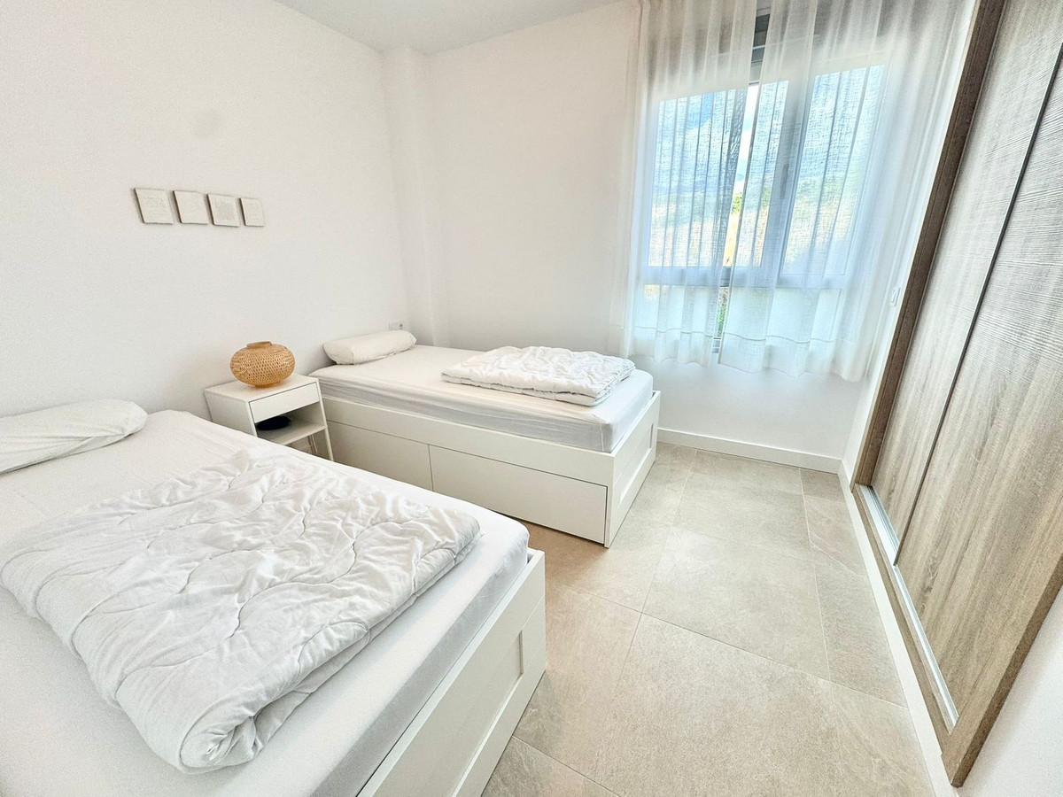 Te koop Middle Floor Apartment Costa Del Sol La Cala Golf € 460.000,-