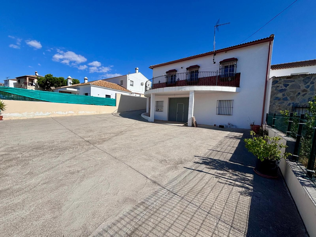 Te koop Finca - Cortijo Costa Del Sol Ronda € 299.900,-
