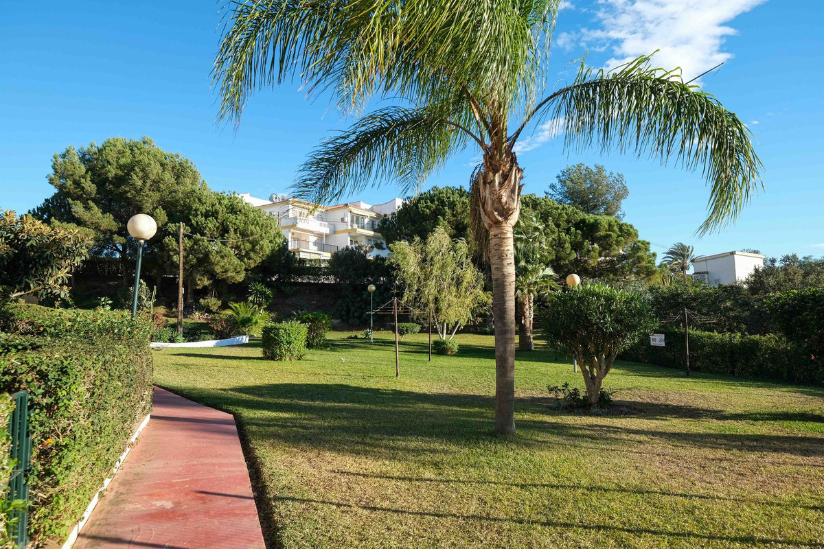 Te koop Middle Floor Apartment Costa Del Sol El Faro € 219.000,-