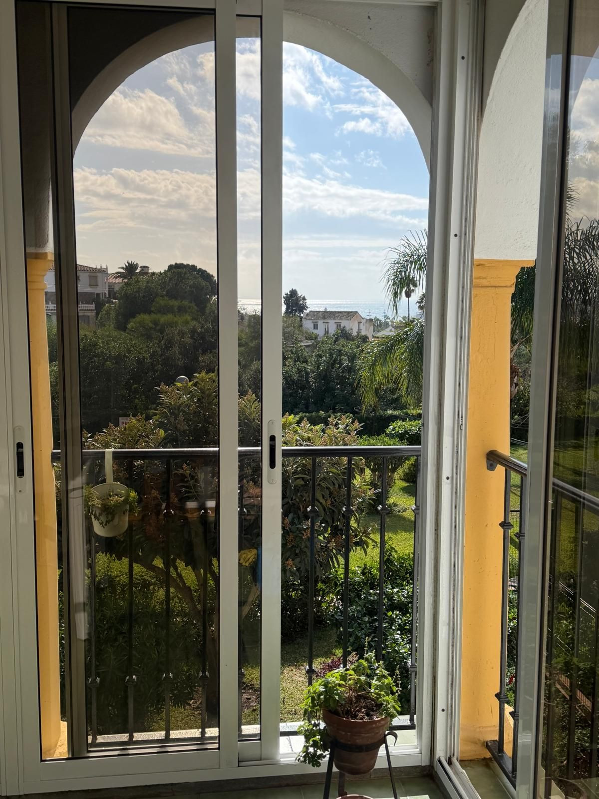 Te koop Middle Floor Apartment Costa Del Sol El Faro € 219.000,-