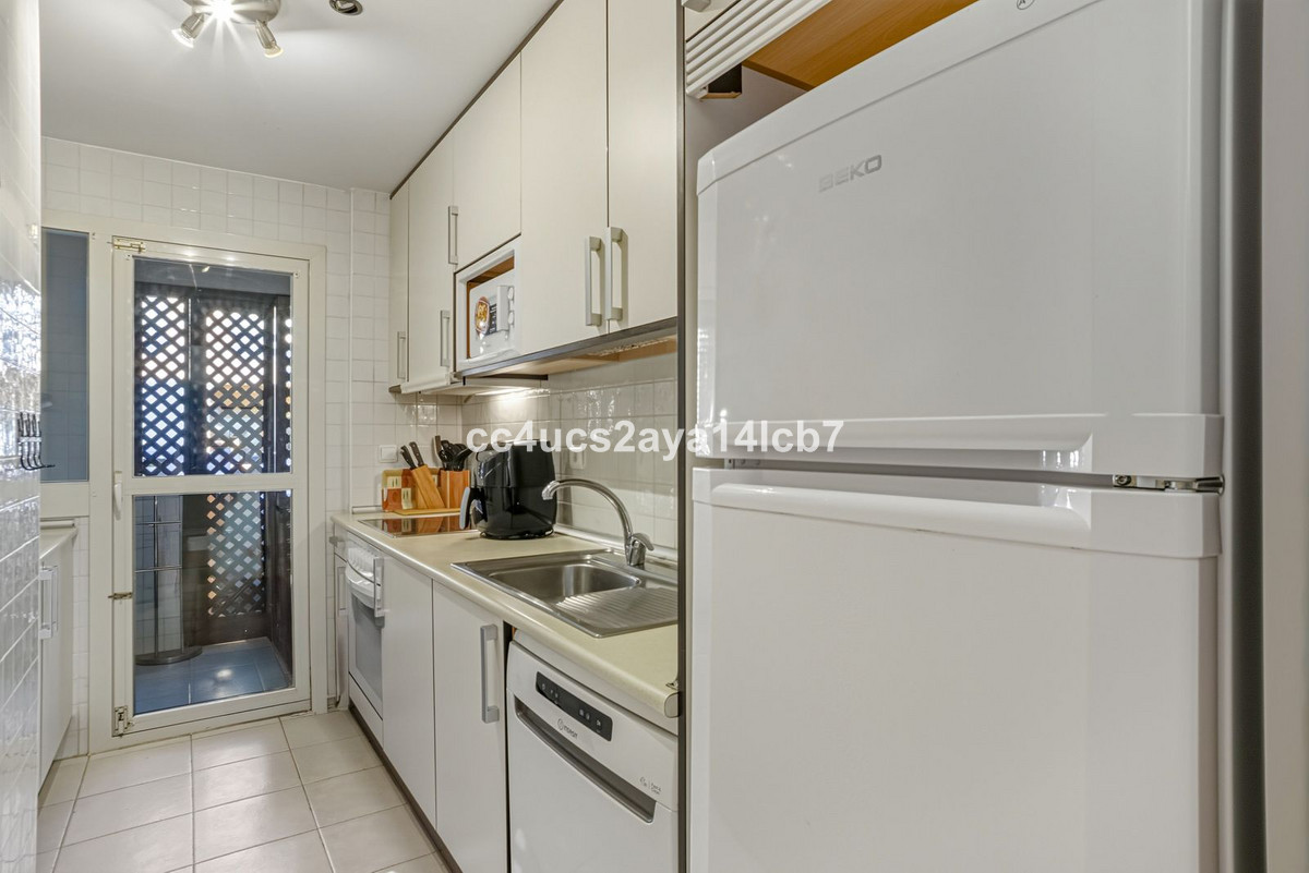 Te koop Middle Floor Apartment Costa Del Sol Carib Playa € 455.000,-