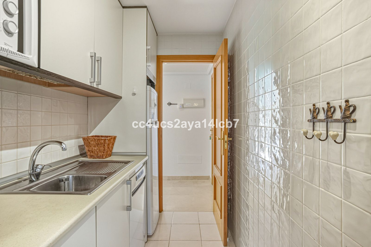 Te koop Middle Floor Apartment Costa Del Sol Carib Playa € 455.000,-