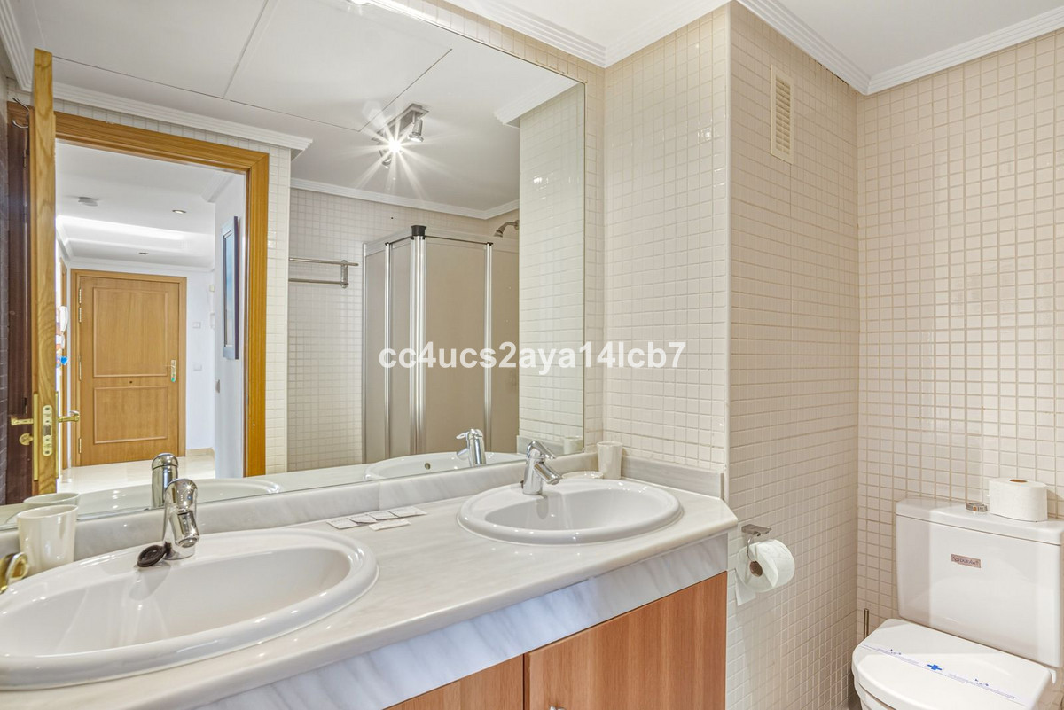 Te koop Middle Floor Apartment Costa Del Sol Carib Playa € 455.000,-