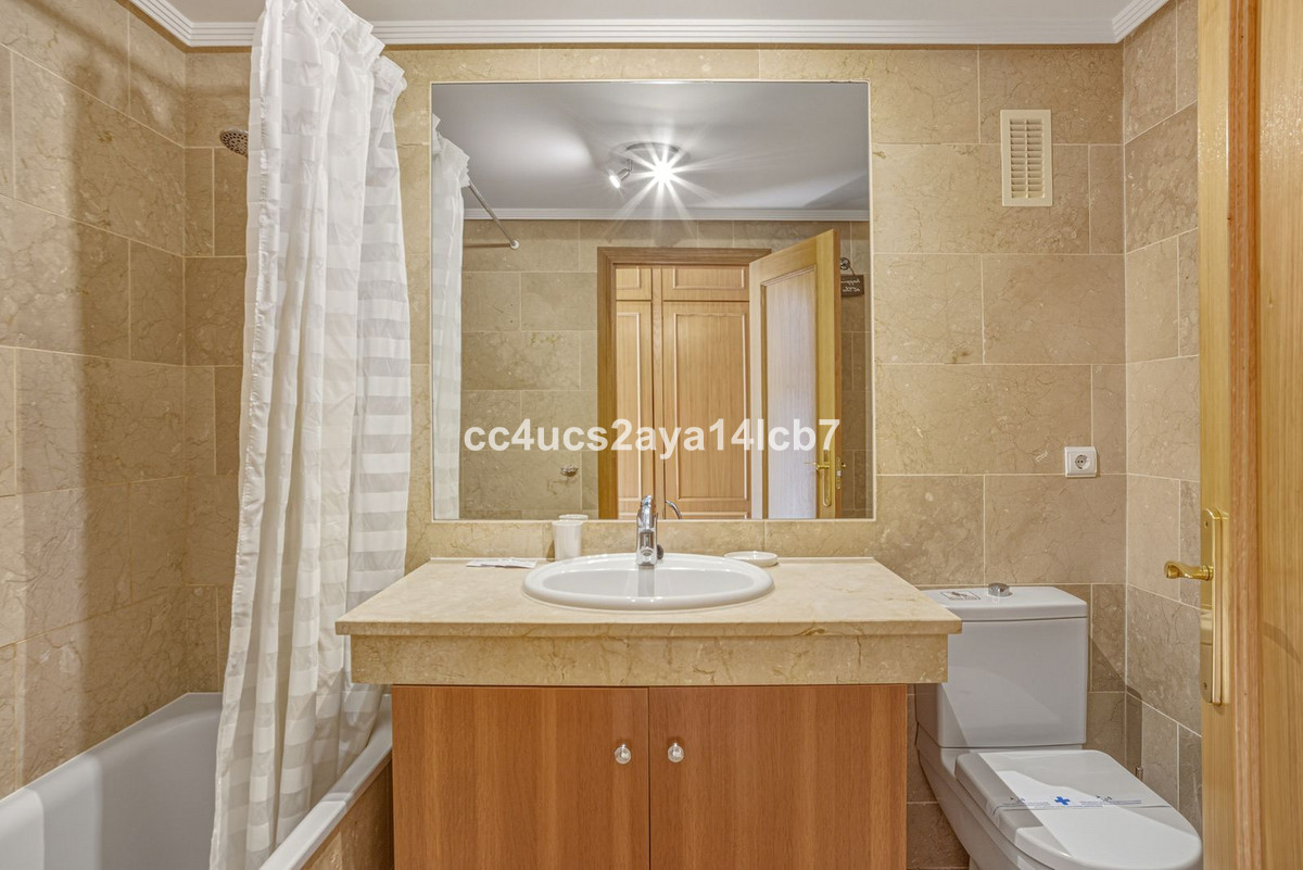 Te koop Middle Floor Apartment Costa Del Sol Carib Playa € 455.000,-