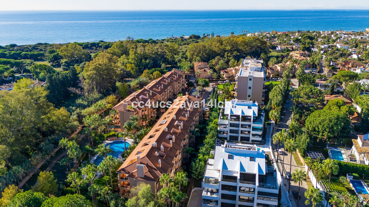 Te koop Middle Floor Apartment Costa Del Sol Carib Playa € 455.000,-