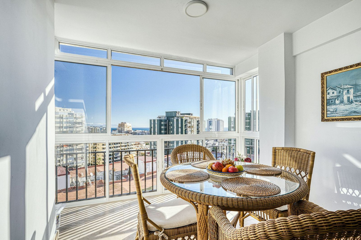 Te koop Middle Floor Apartment Costa Del Sol Los Boliches € 475.000,-