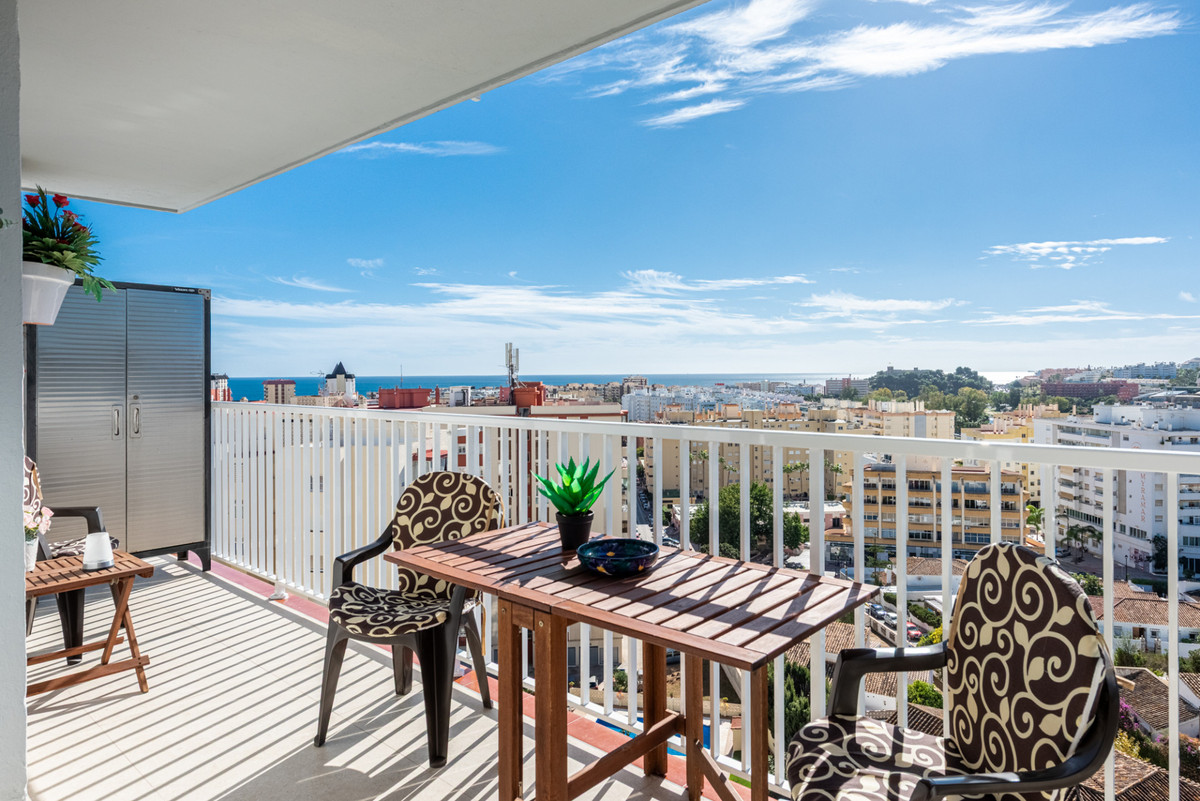 Te koop Middle Floor Apartment Costa Del Sol Fuengirola € 398.000,-