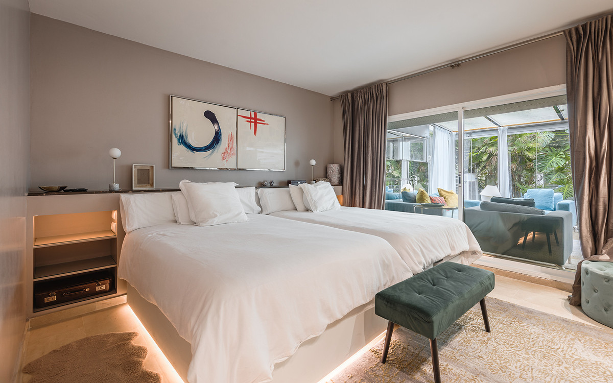 Te koop Middle Floor Apartment Costa Del Sol The Golden Mile € 795.000,-