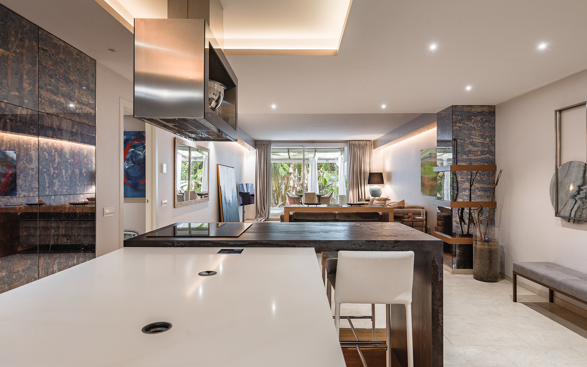 Te koop Middle Floor Apartment Costa Del Sol The Golden Mile € 795.000,-