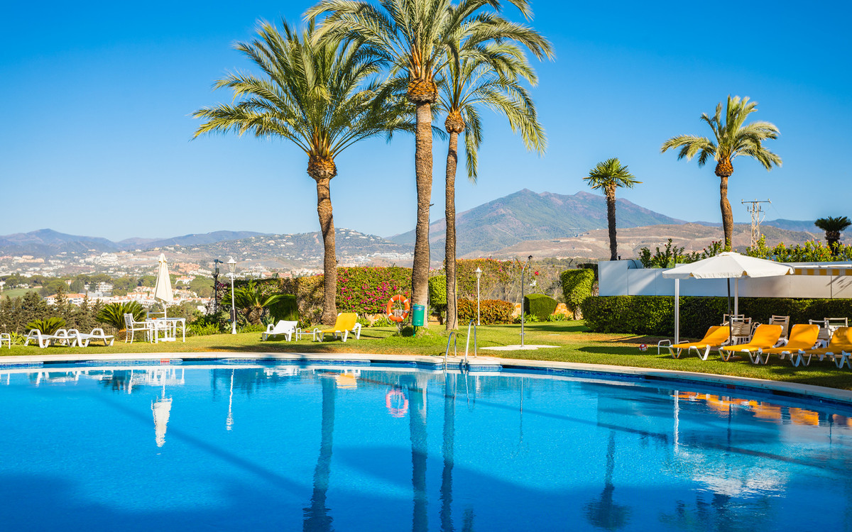 Te koop Middle Floor Apartment Costa Del Sol The Golden Mile € 795.000,-