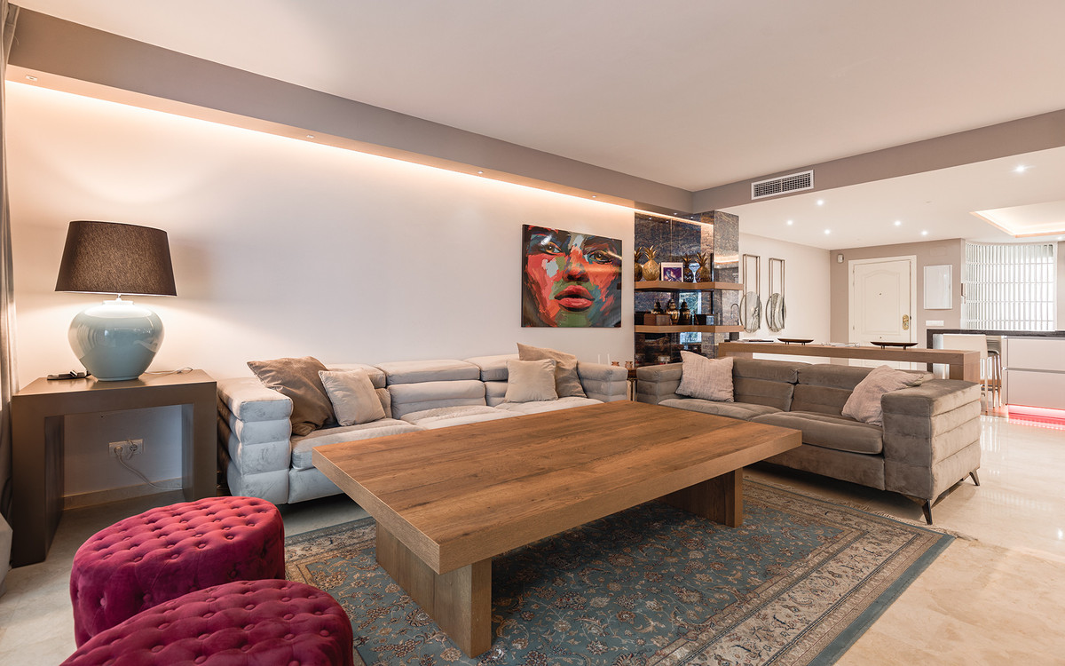 Te koop Middle Floor Apartment Costa Del Sol The Golden Mile € 795.000,-