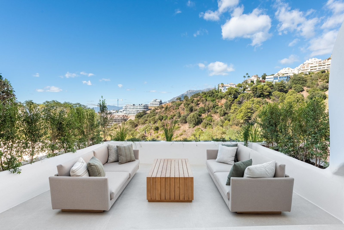 Te koop Herenhuis Costa Del Sol Altos De Los Monteros € 1.195.000,-